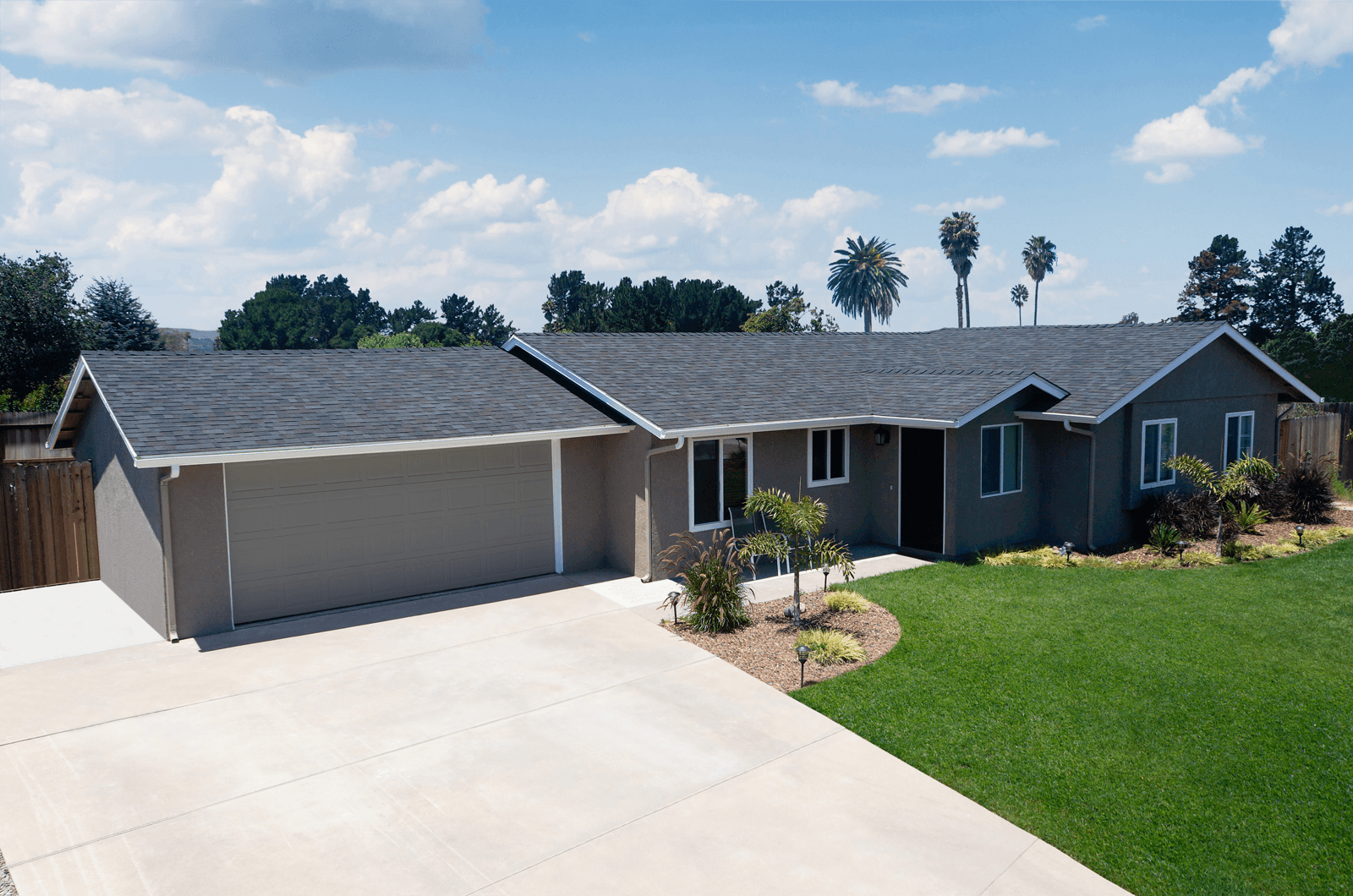 Malarkey Highlander shingles in Black Oak on a home