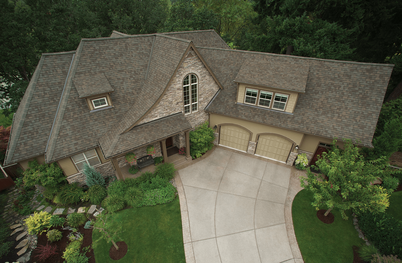 Malarkey Legacy in Natural Wood on a completed residential roof