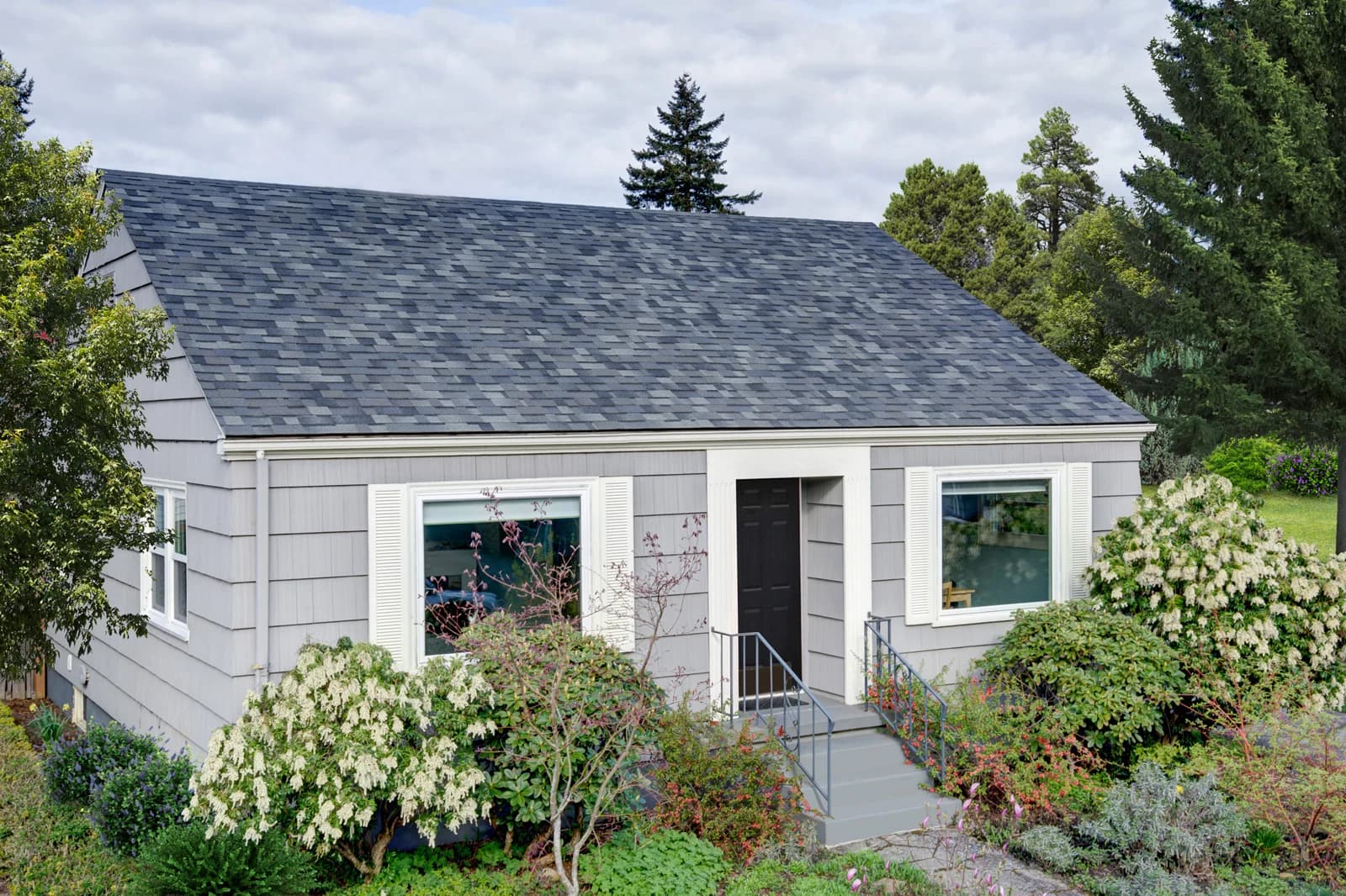 Malarkey Vista AR in Storm Grey on a Twin Cities home — Modex install