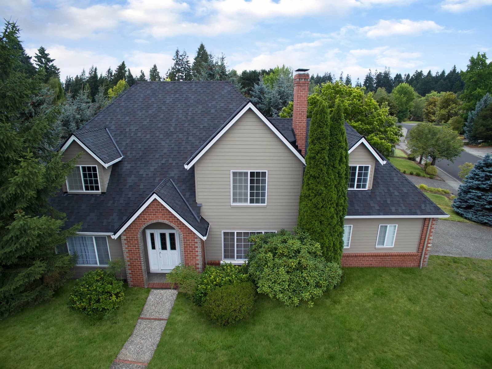 Malarkey asphalt shingle roof on a Twin Cities home