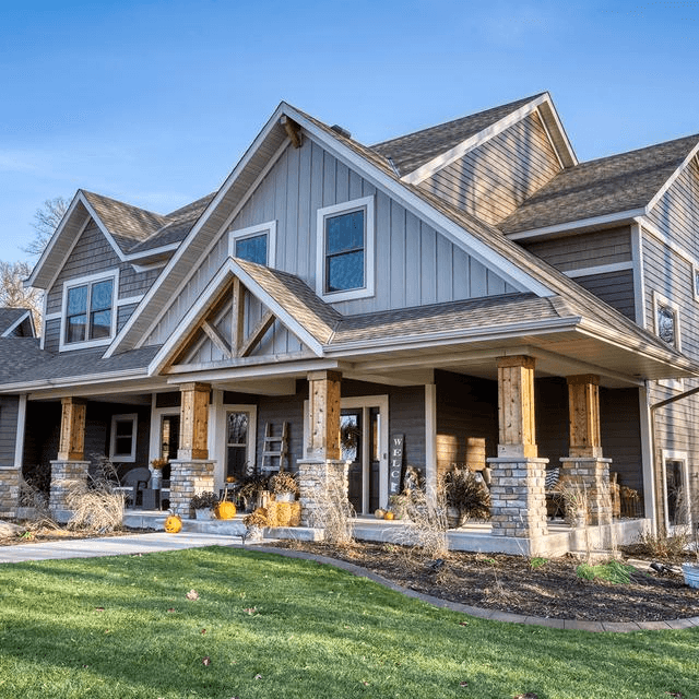 Twin Cities home with EDCO Entex steel siding