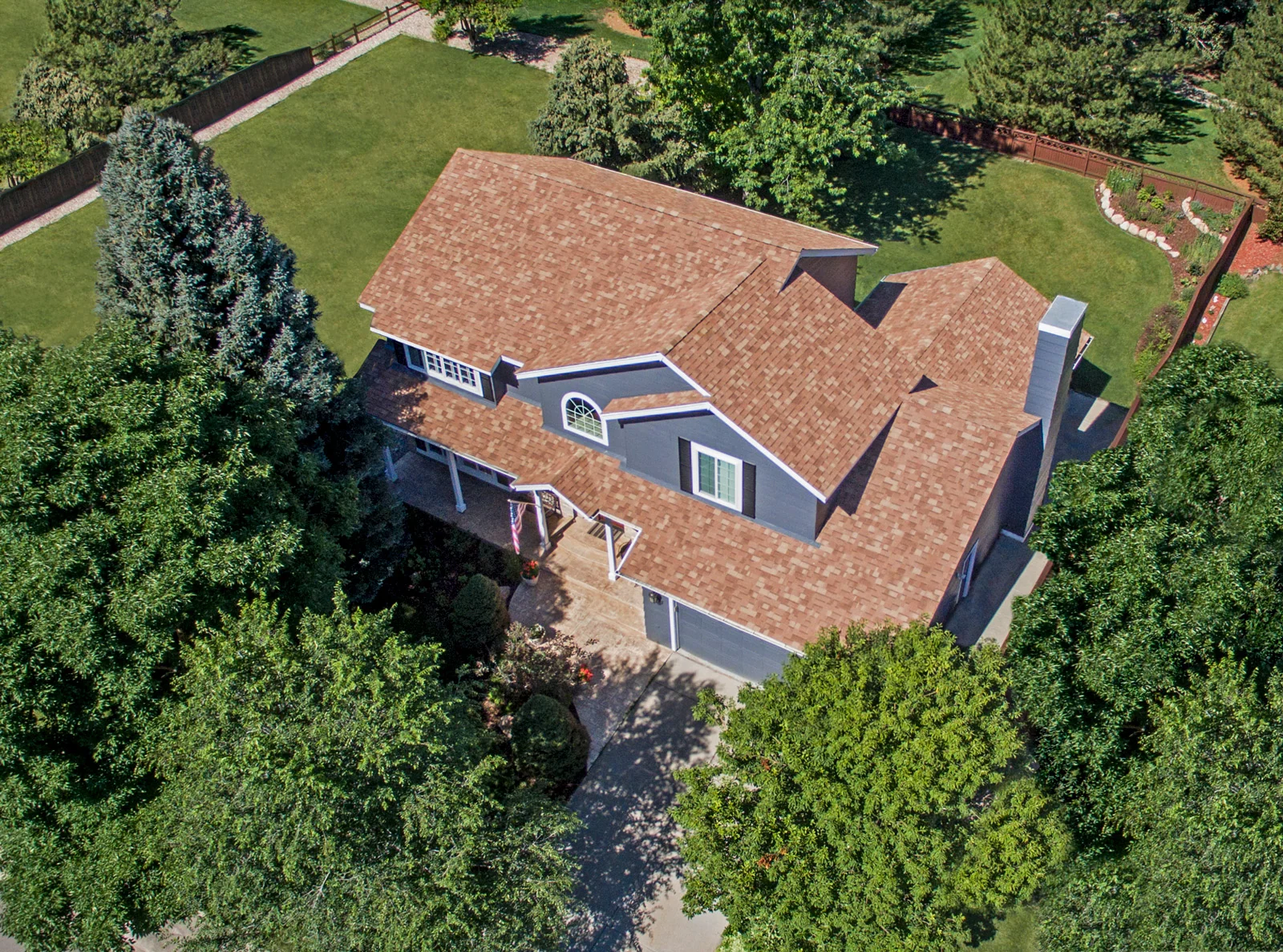 The Best Shingle Colors for Minnesota Homes: A Contractor's Picks