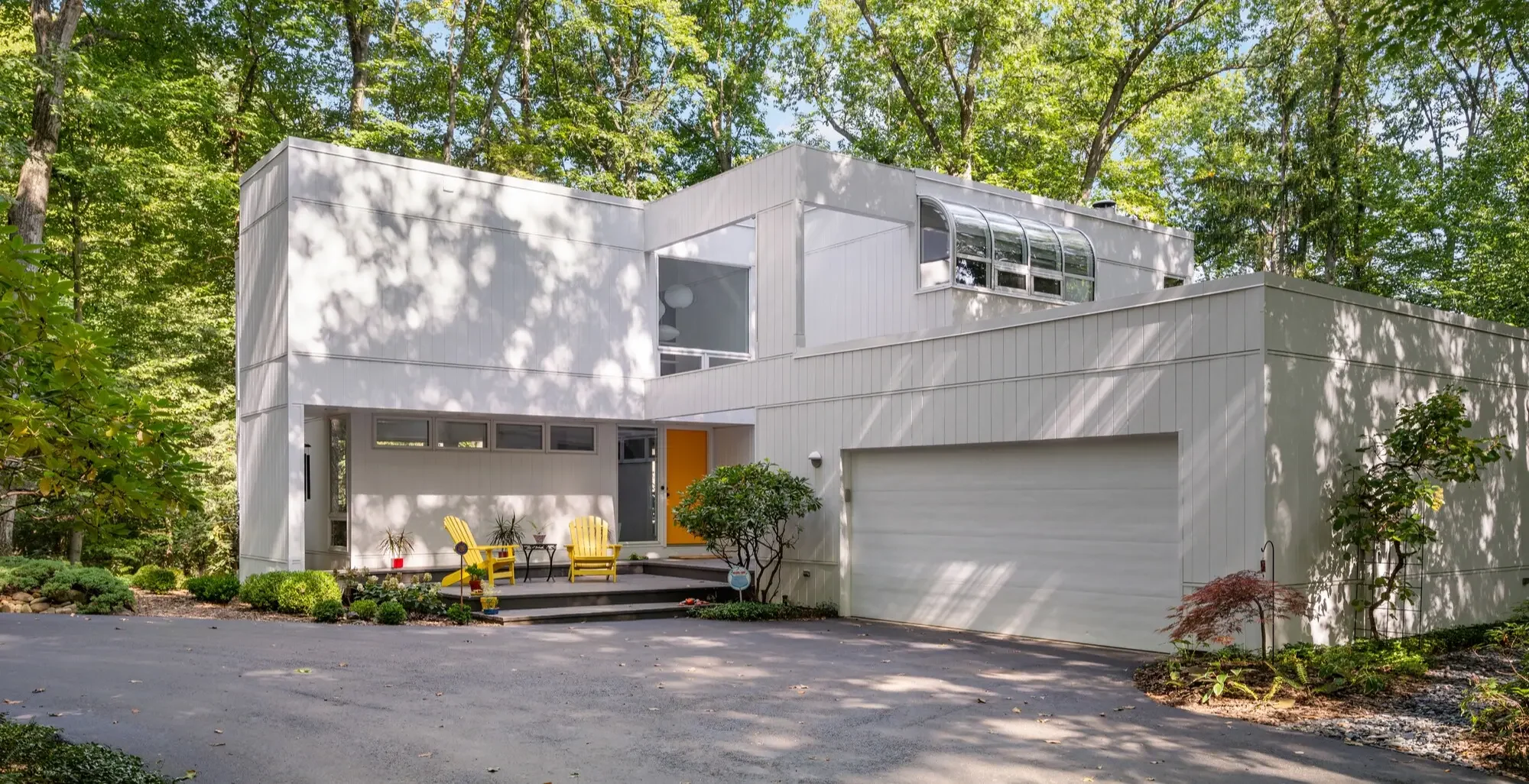 Does Water Get Behind Hardie Board Siding?